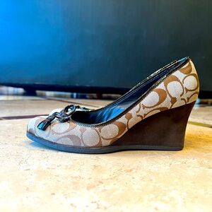 Coach shoes. Size 7.